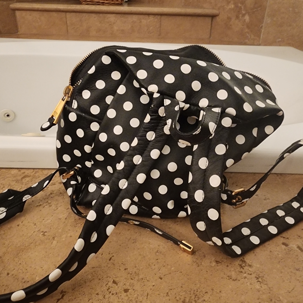 Moschino black and white leather polka-dot backpack - Picture 3 of 3